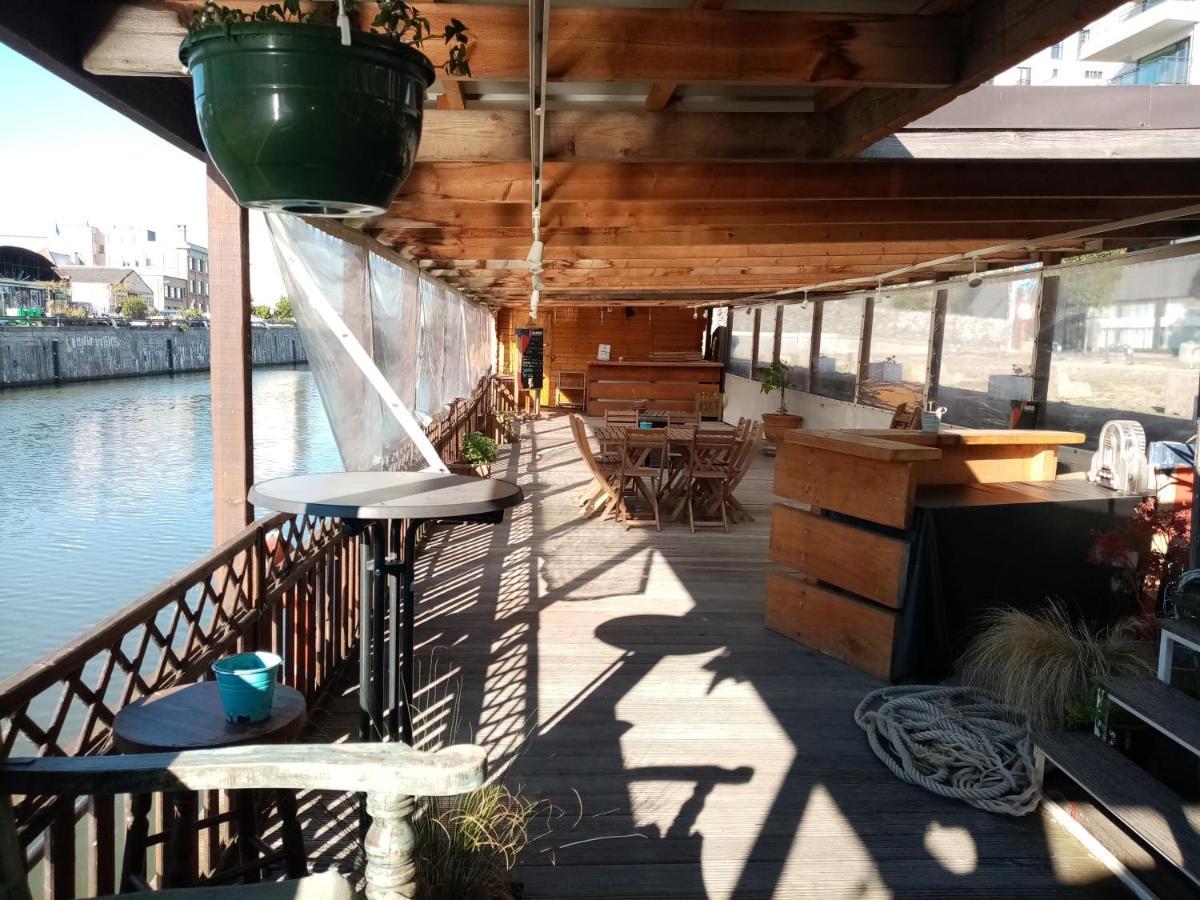 Edouard Boat Hotel Brüsszel Kültér fotó